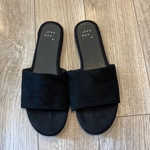 A New Day Black Sandals